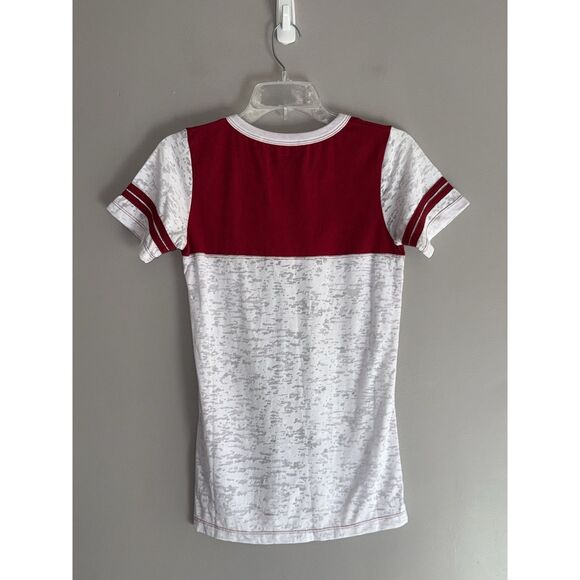 Harry Potter Tee Top V Neck Wizarding World Gryffindor Universal Studio Medium - Picture 3 of 14